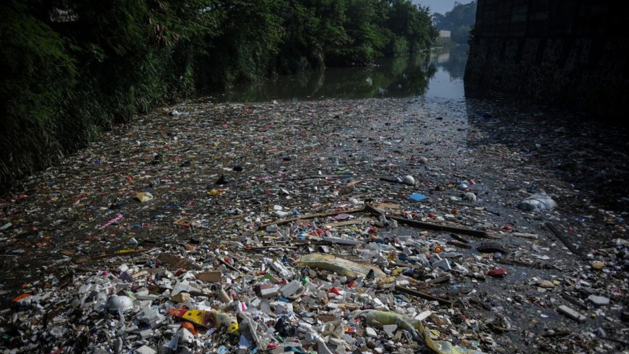 Puasa, Lapar Mata, dan Tempat Sampah yang Ikut Beribadah