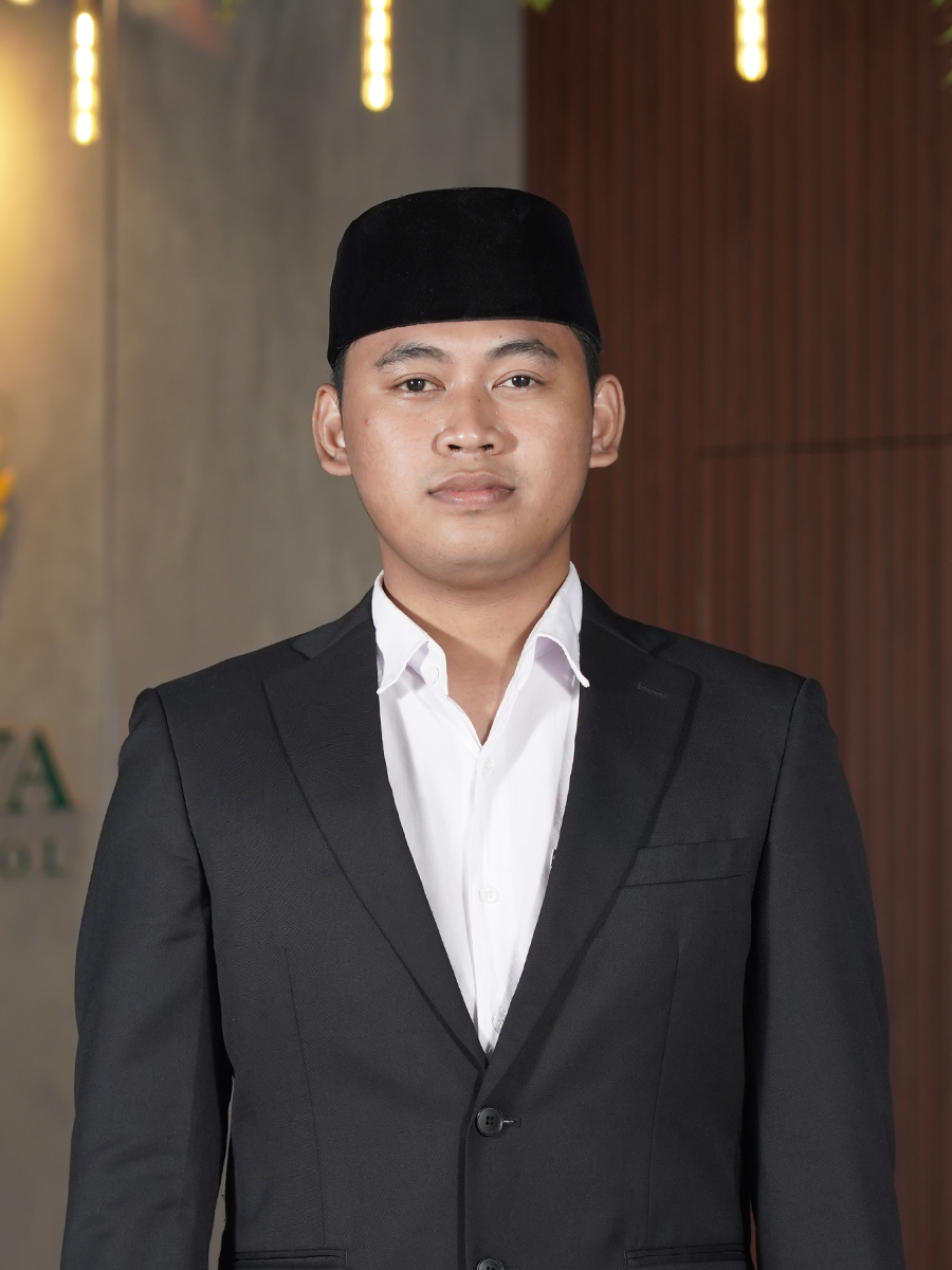 Muhammad Fadzlulloh Azkiya’, S.Pd.