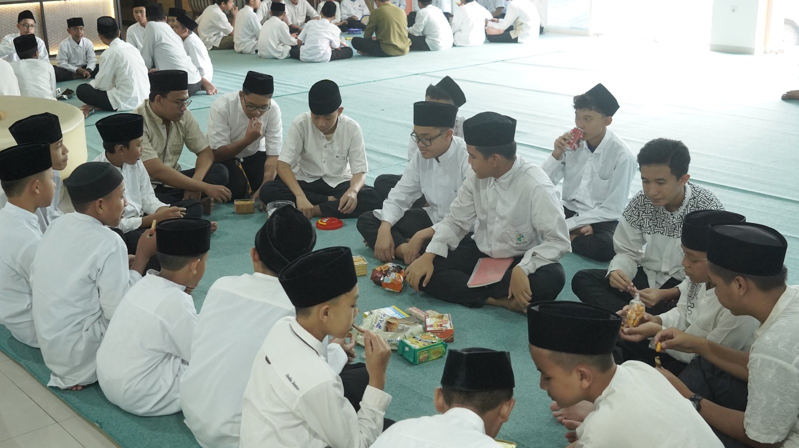 Sholat Tahujud, Duha, dan Puasa Senin Kamis
